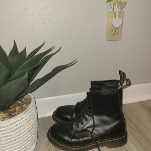 Dr. Martens 1460 Smooth Leather Boots